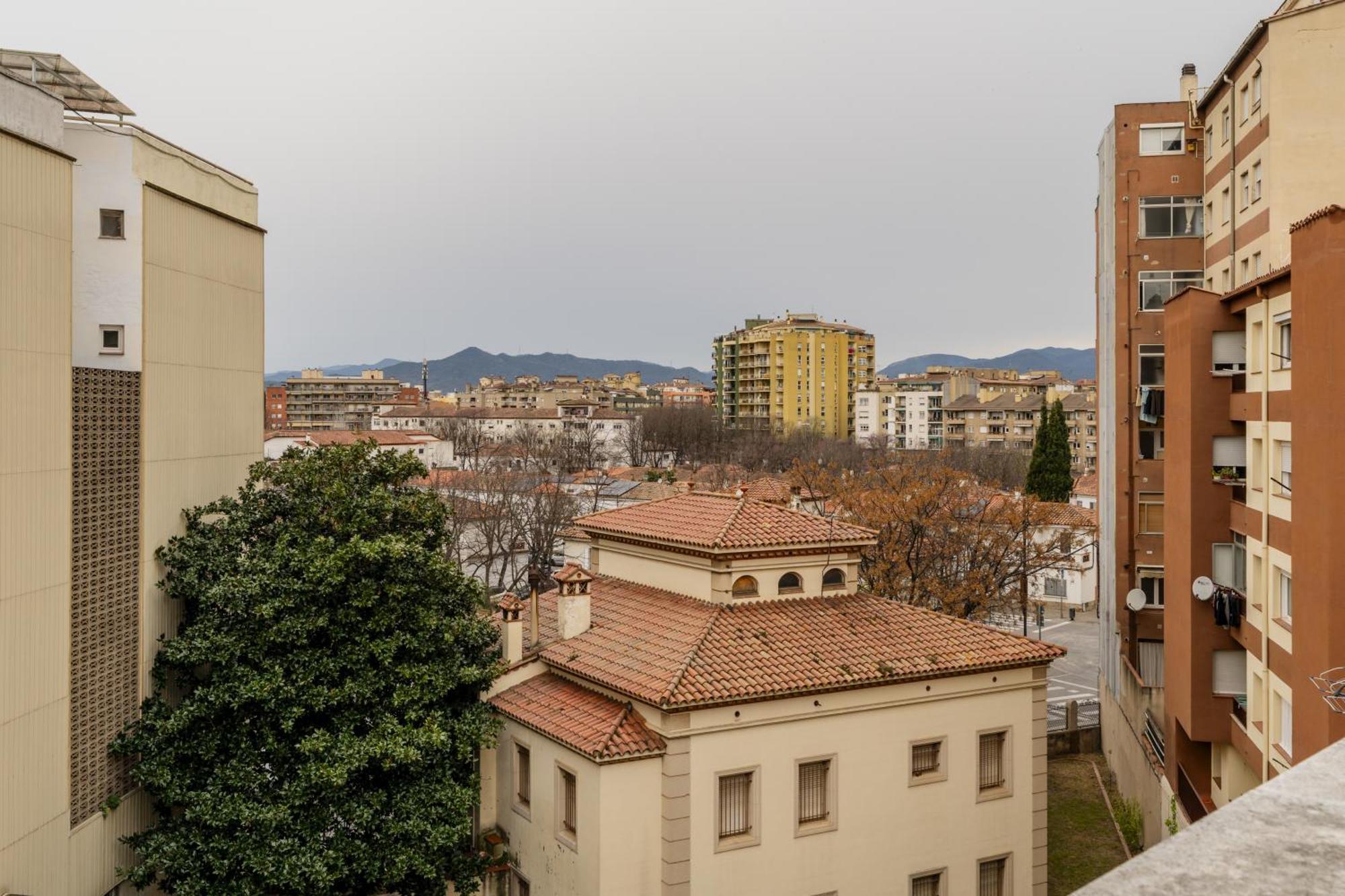 Apartamento Con Dos Grandes Terrazas En خيرونا المظهر الخارجي الصورة